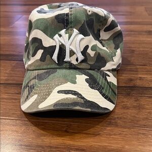 Camo NY Yankees Cap with White Logo